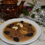 Joanna Karbowniczak (Olszownica): Zupa z suszu owocowego na pęczaku